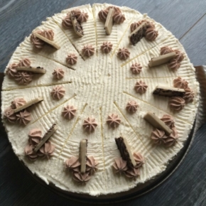 Pfirsich-Schokosahne-Torte1